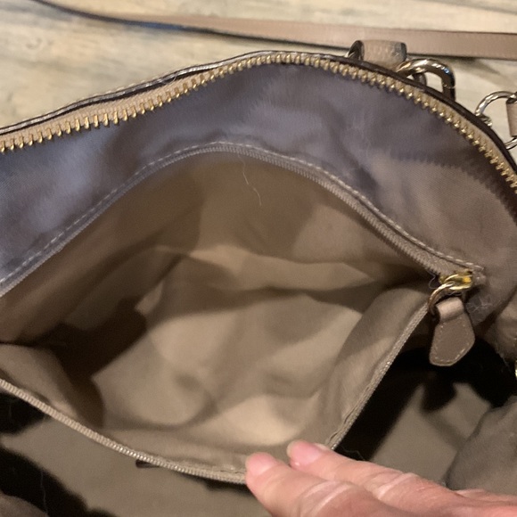 Coach Handbag - Picture 8 of 15